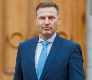 Уряд Естонії перенаправить €500 мільйонів із закупівлі техніки на ППО та захист від дронів