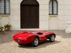 Ferrari випустила електричний родстер для дітей в стилі класичного спорткара