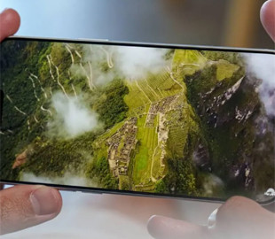 Apple може заощадити на дисплеї iPhone 18 Pro Max, щоб стримати зростання ціни нового флагмана
