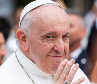 Папа Римський про війну в Україні: конфлікти не розв'язуються інфантильною логікою зброї