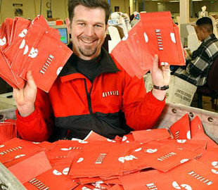 В США миллионы человек до сих пор арендуют у Netflix DVD-диски по почте