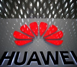 СМИ: Компания Huawei хочет попросить Великобританию отложить ее выход из сети 5G