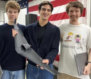 Троє інженерів розробили дрон за $500, якому не потрібен GPS