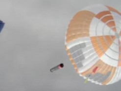 Воздушная рыбалка. Rocket Lab перехватила на вертолете первую ступень ракеты-носителя