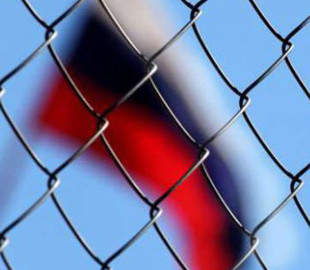 Глава МЗС Естонії: Європа має припинити називати російські атаки "гібридними"