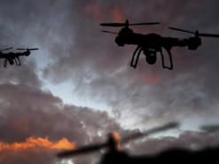 Прямували в Німеччину: Бельгія розслідує появу 15 таємничих дронів над своєю базою