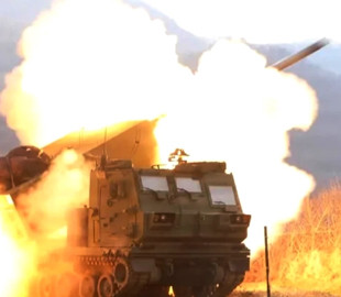 Нова «гаряча подружка» для HIMARS: у США випробували ракети для відомих в Україні РСЗВ з дальністю до 150 км