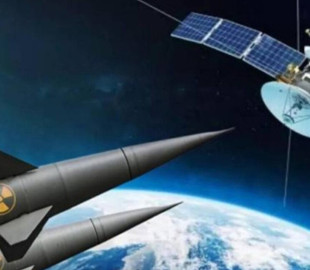 Космічні війни: у США занепокоєні новим супутником РФ