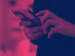 Чому смартфон раптово перезавантажується і як виправити цю проблему