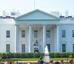 В Білому домі заборонили ставки на Kalshi та Polymarket: в чому причина