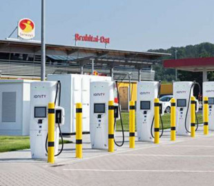 У Німеччині створять першу в Європі міжміську дорогу для електровантажівок