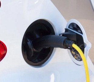 Металлы для электромобильных аккумуляторов продолжат дорожать в 2022 году