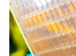 Чипи на склі: революційна технологія розширить можливості обробки даних