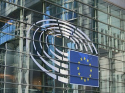 Європарламент створив спецкомітет для протидії дезінформації