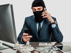 Интернет-мошенник получил 2 года тюрьмы за подделку смс от банков