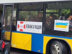Українцям не рекомендують повертатися додому в області, де ведуться бойові дії
