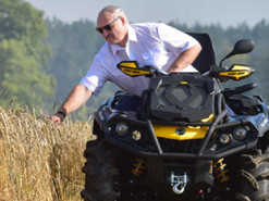 Лукашенко оголосив мобілізацію для збору врожаю