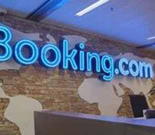 Сервіс бронювання житла Booking надасть знижку для українських біженців у Європі