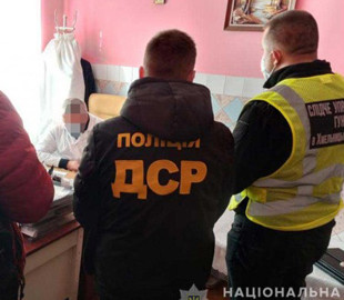 На Хмельнитчине врач за 5000 грн продавал липовые сертификаты о вакцинации против COVID-19