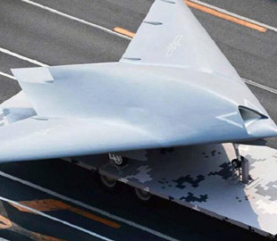 Китай кинув виклик США: з’явився новітній ударний дрон-невидимка “Гострий меч”