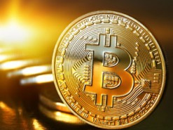 В этом году цена на биткоин упадет до 1000 долларов