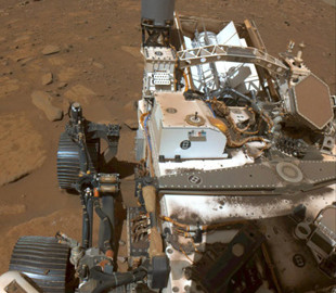 NASA відновило зв'язок з марсоходами