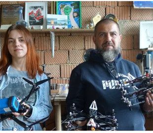 "Підтримати фронт": як тестувати та передавати військовим дрони власного виробництва