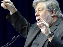 Возняк рассказал, почему машину для чтения мыслей не изобретут никогда