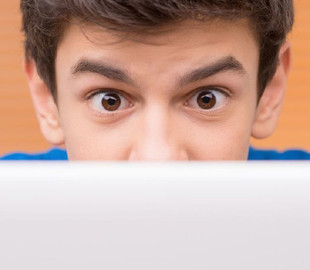 На Львівщині судили школяра, який дивися порно на уроці інформатики