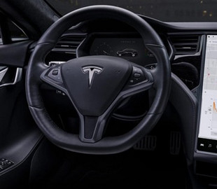 Власники Tesla можуть управляти чужими авто в інших країнах