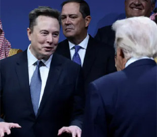 У липні Трамп купував і продавав акції компанії SpaceX - про які суми мова