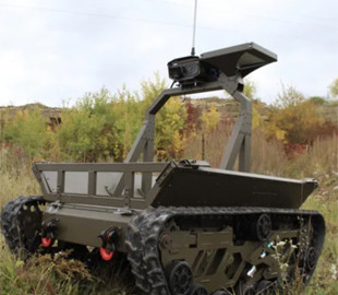 До ЗСУ надійшли наземні дрони «Мураха-Mini» для логістики на передовій