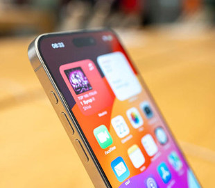 Apple оштрафували за продаж iPhone без зарядного пристрою