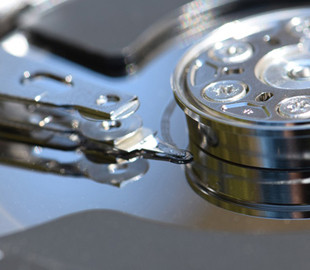 Квартальные финансовые показатели Seagate за год практически не изменились