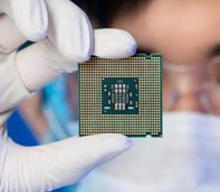 Рынок чипов будет расти три года подряд