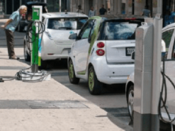 Прорив року: продажі електрокарів в Польщі зросли на 140%