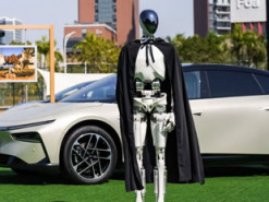 Ще один китайський виробник почне випускати людиноподібних роботів, які стануть конкурентами Tesla Optimus