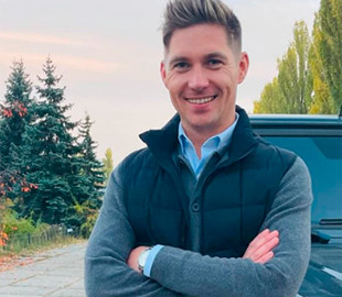 WiFi не роздаю, чипа немає: Остапчук зробив третє щеплення від Covid-19