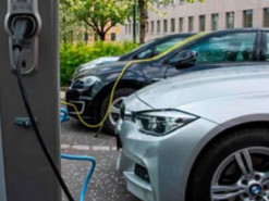 Когда массовые электромобили достигнут пробега в 1000 км: прогноз