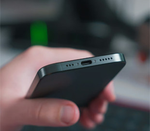 Що можна під'єднати до iPhone 17 через роз'єм USB-C