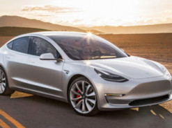 Китайская версия Tesla Model 3 резко подешевела
