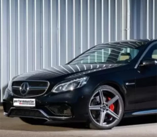 Daimler Mobility сотрудничает с Visa, чтобы предлагать собственные платежи в автомобиле