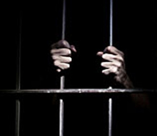 Блогера из Санкт-Петербурга обвинили в оправдании терроризма и отправили за решетку