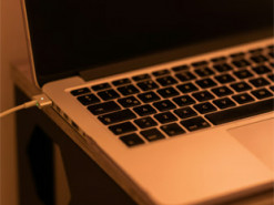 Чому заряджання до 100% шкодить батареї ноутбука