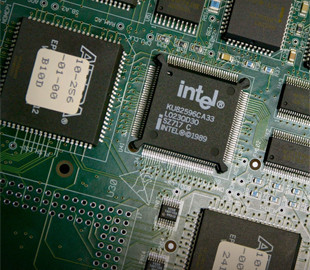 Кризис полупроводников: почему дефицит чипов нельзя решить строительством новых заводов