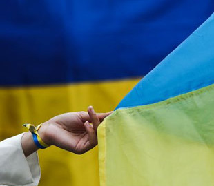 У Чорногорії киян грубо вигнали з пляжного клубу через прапор України: хамство потрапило на відео