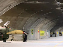 Супутникові знімки зафіксували активність літаків Y-20 на китайській авіабазі Кайфен