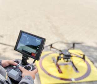 Будет меньше аварий: за состоянием электросетей будут следить дроны