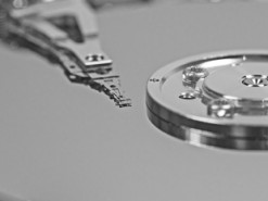 Поставки жёстких дисков сокращаются