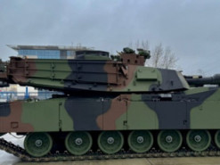 Польща отримала від США першу партію танків Аbrams у найновішій версії